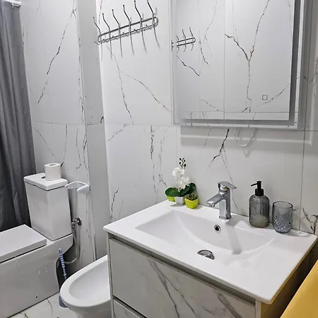 The Station - House Of Tourists 公寓 *