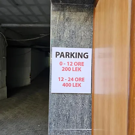 The Station - House Of Tourists Lägenhet Tirana