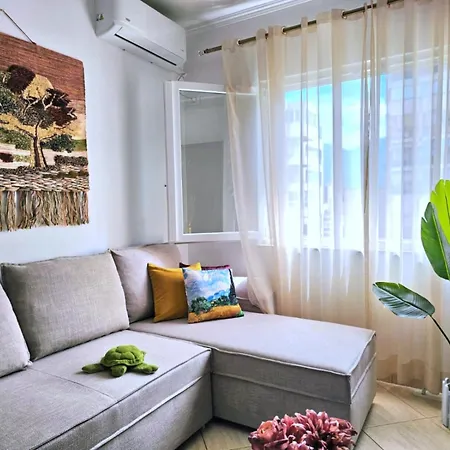 The Station - House Of Tourists *