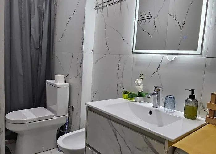 The Station - House Of Tourists Appartamento *