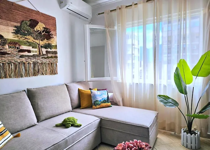 The Station - House Of Tourists *