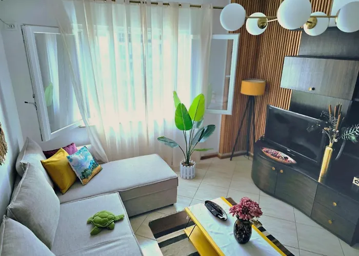 The Station - House Of Tourists * Tirana